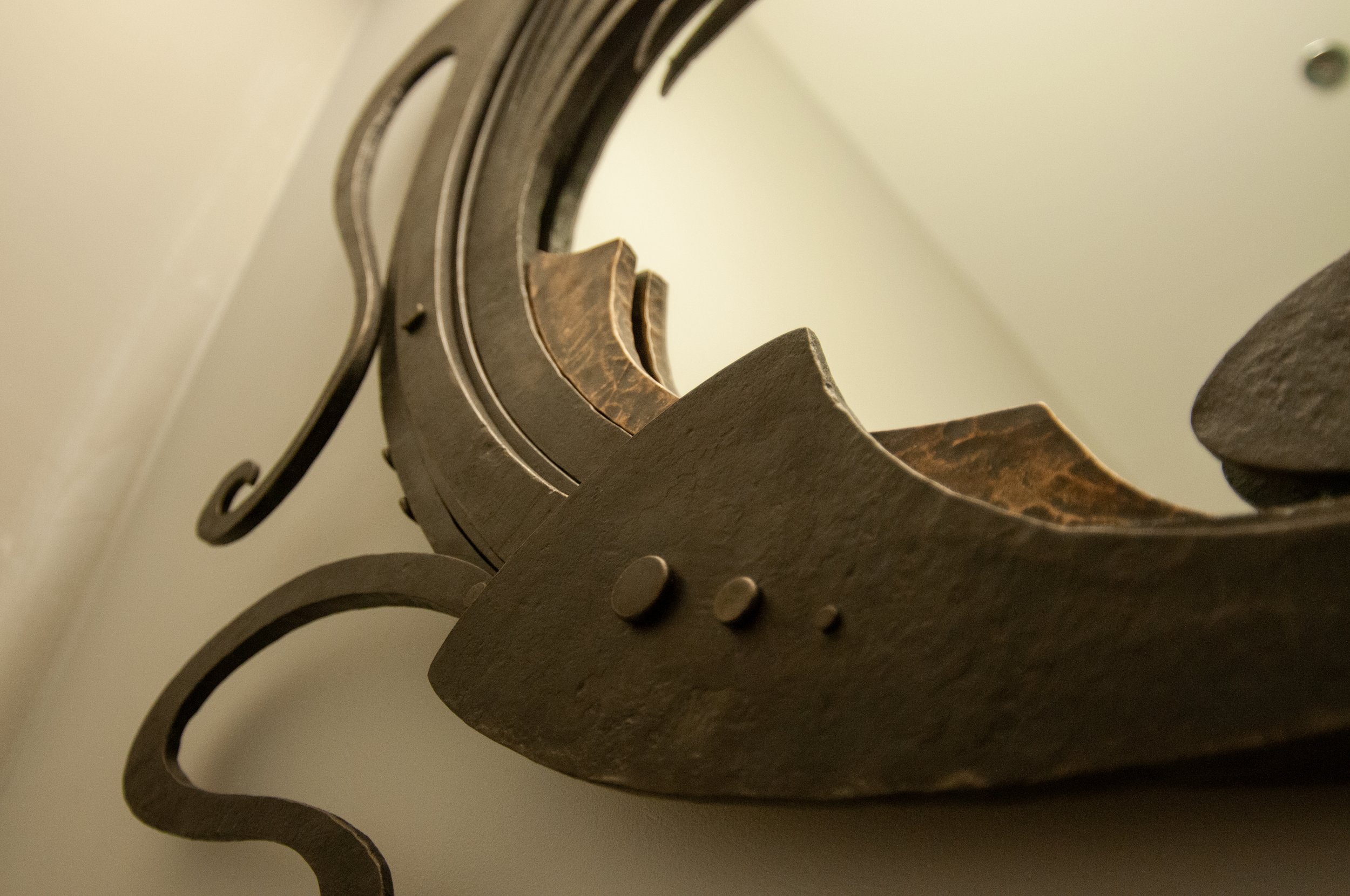 bottom mirror detail 8.jpg