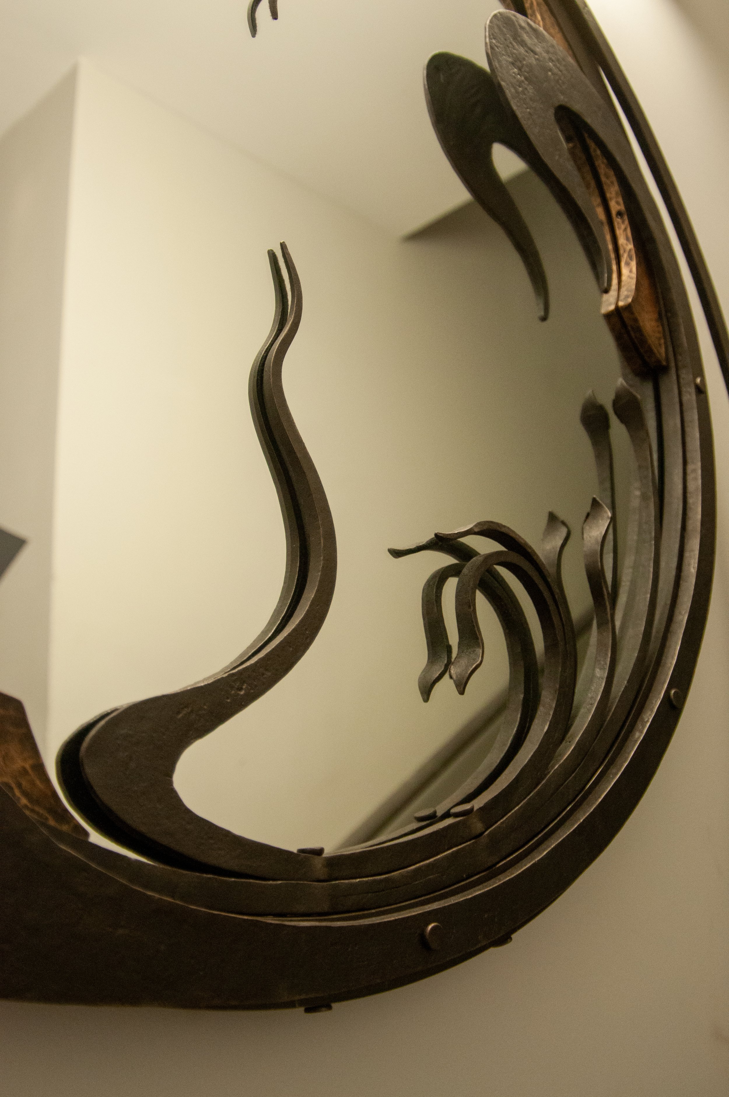 bottom mirror detail 3.jpg