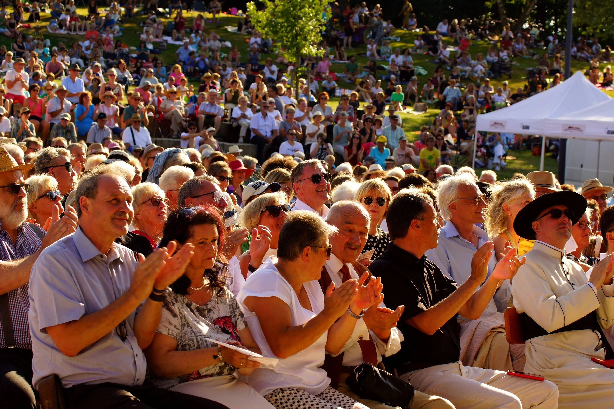 Foto: Helmut Welte; 29.06.2025
Einweihung Seebühne am Frankenwaldsee Lichtenberg - Carmina Burana mit den Hofer Syphonikern und dem Universitätschor Regensburg