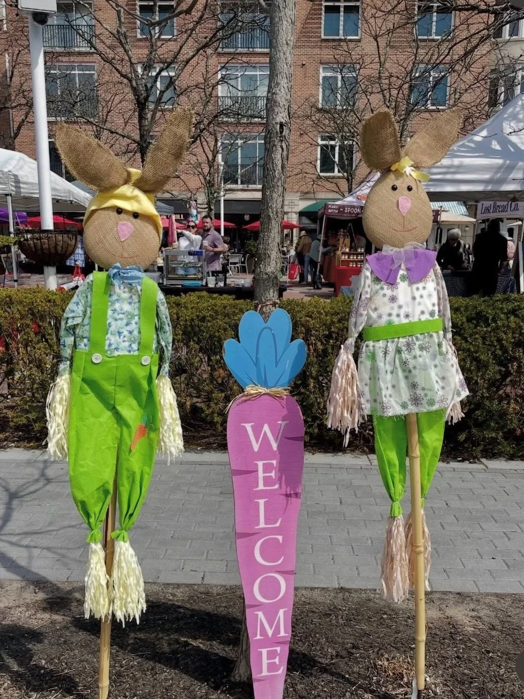 We hope every BUNNY has a HOPPY Easter 🐰🥕🥚

How did your market celebrate the holiday weekend?