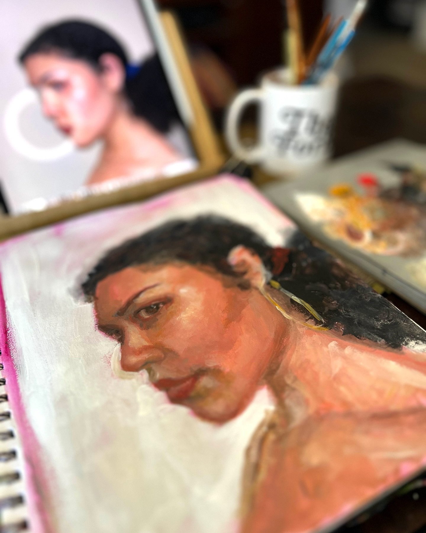 Challenge Nine of my Goddess project where each week I explore a new portrait in my sketchbook and share with you.  Join me every week - watch or paint a long!
FOLLOW LINK IN BIO - to LEARN MORE

Reference @museumbysktchy 

#sketchbookchallenge #mixe