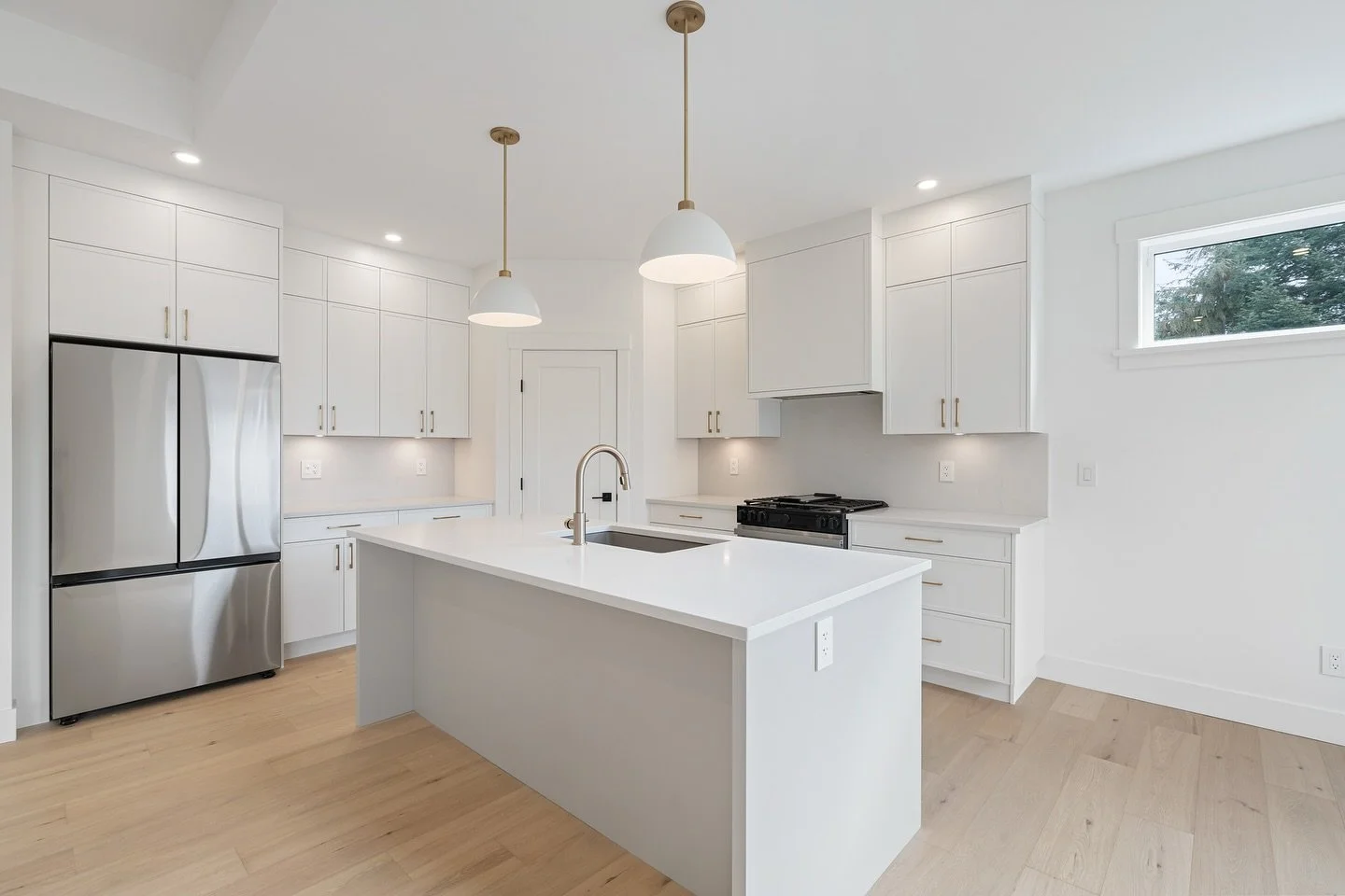 The homes we built at Sun West Place in Parksville all have unique floor plans and many different finishes.

Have you ever gone over to your neighbours house and, surprise! it&rsquo;s exactly the same as your house!?

We didn&rsquo;t want that. 

One