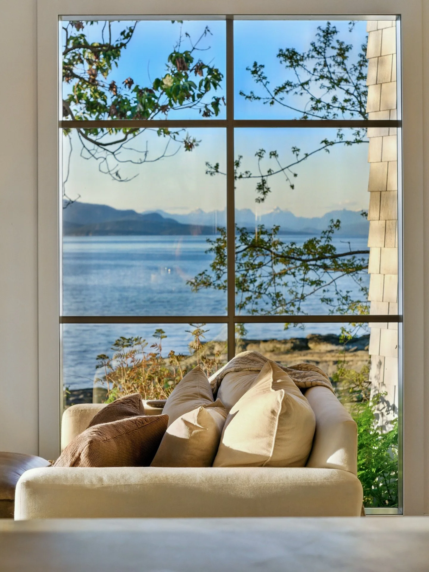 Some homes have a bold kitchen, an eye catching fireplace facade, or a feature wall.

But this one?

The entire home is built around the view &mdash; and we know exactly why!

With sweeping views of Mount Arrowsmith and Northwest Bay this coastal hom