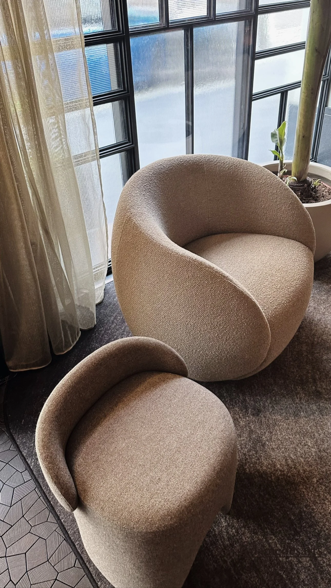 Andie_chairs.jpg