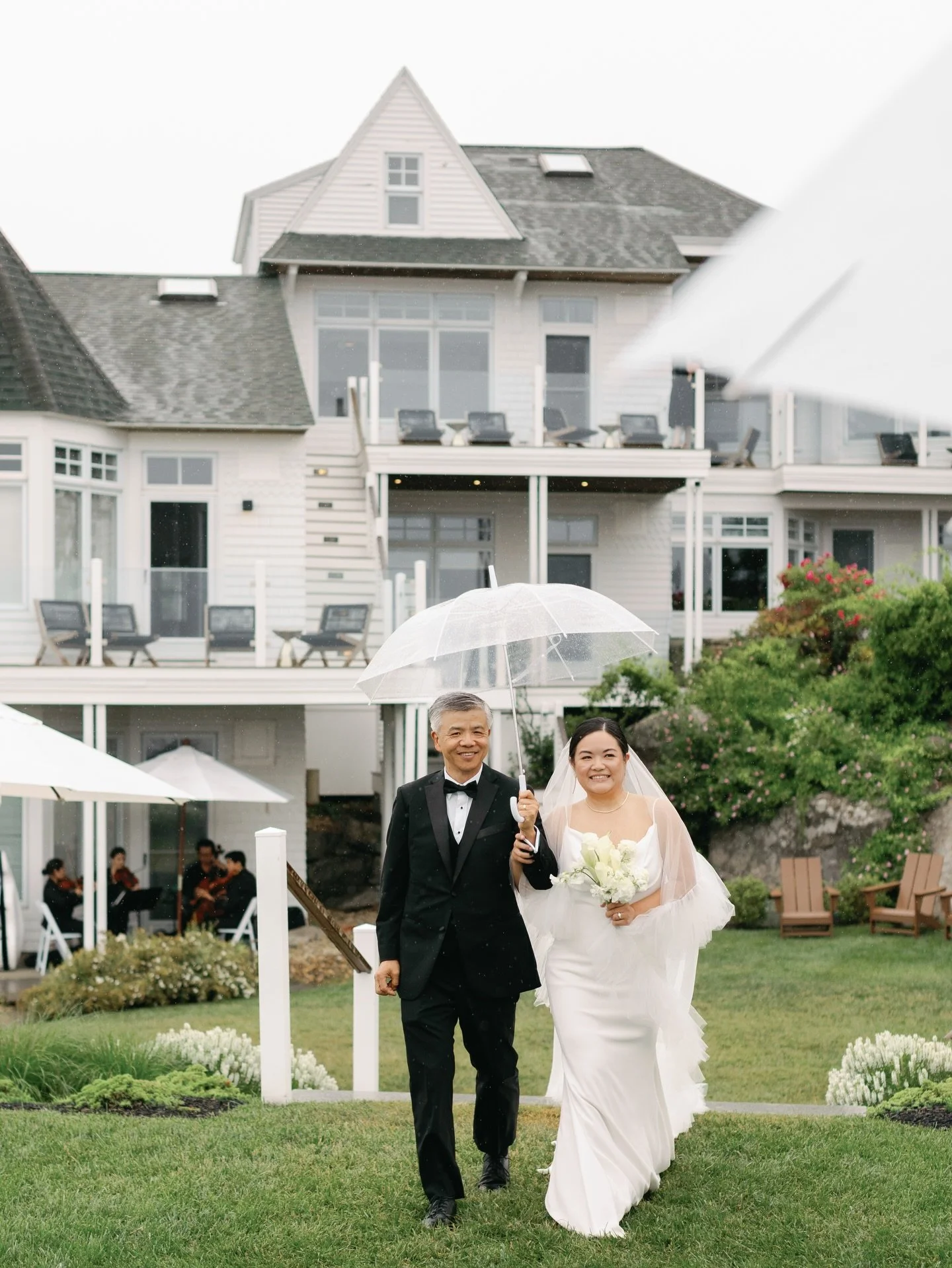 Wedding Weekend details at the @viewpointyorkmaine 

📷 @katherinebrackmanphoto 

Wedding Ceremony, Wedding Music, String Quartet, DJ, Photgrapher