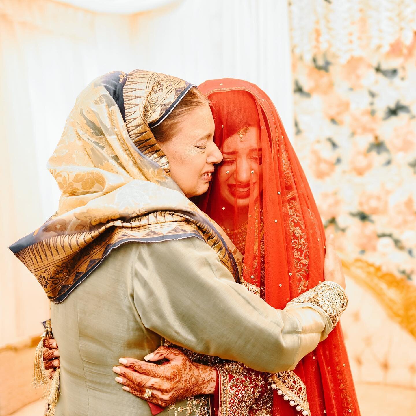 No love like a mother&rsquo;s love ❤️
Rukhsatis always get me emotional not just while covering them on the day but even afterwards while editing and going through images..I always think back to my own Rukhsati and although on my wedding day it dint 