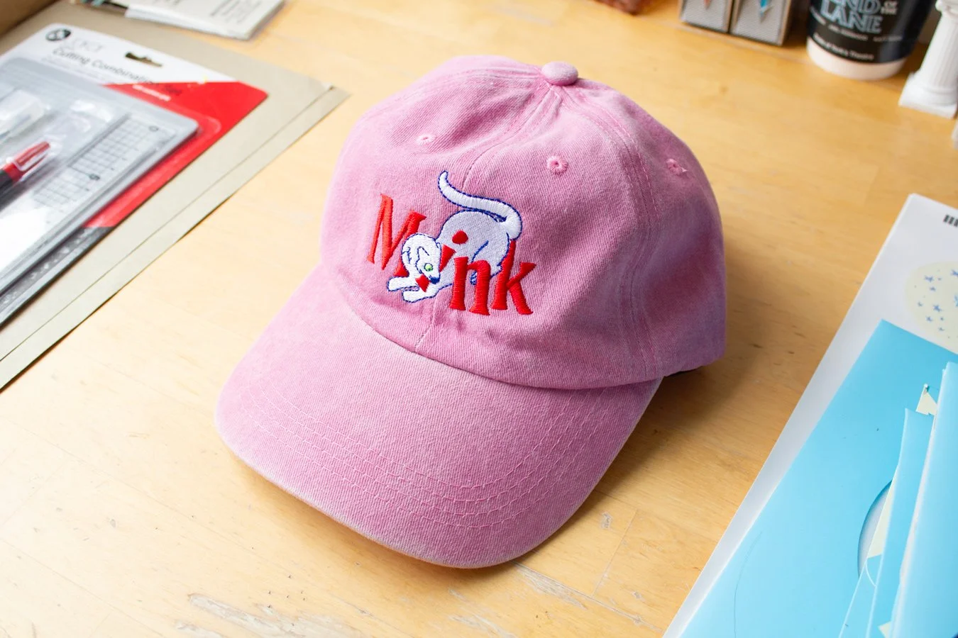 Cap_Pink_1.jpg