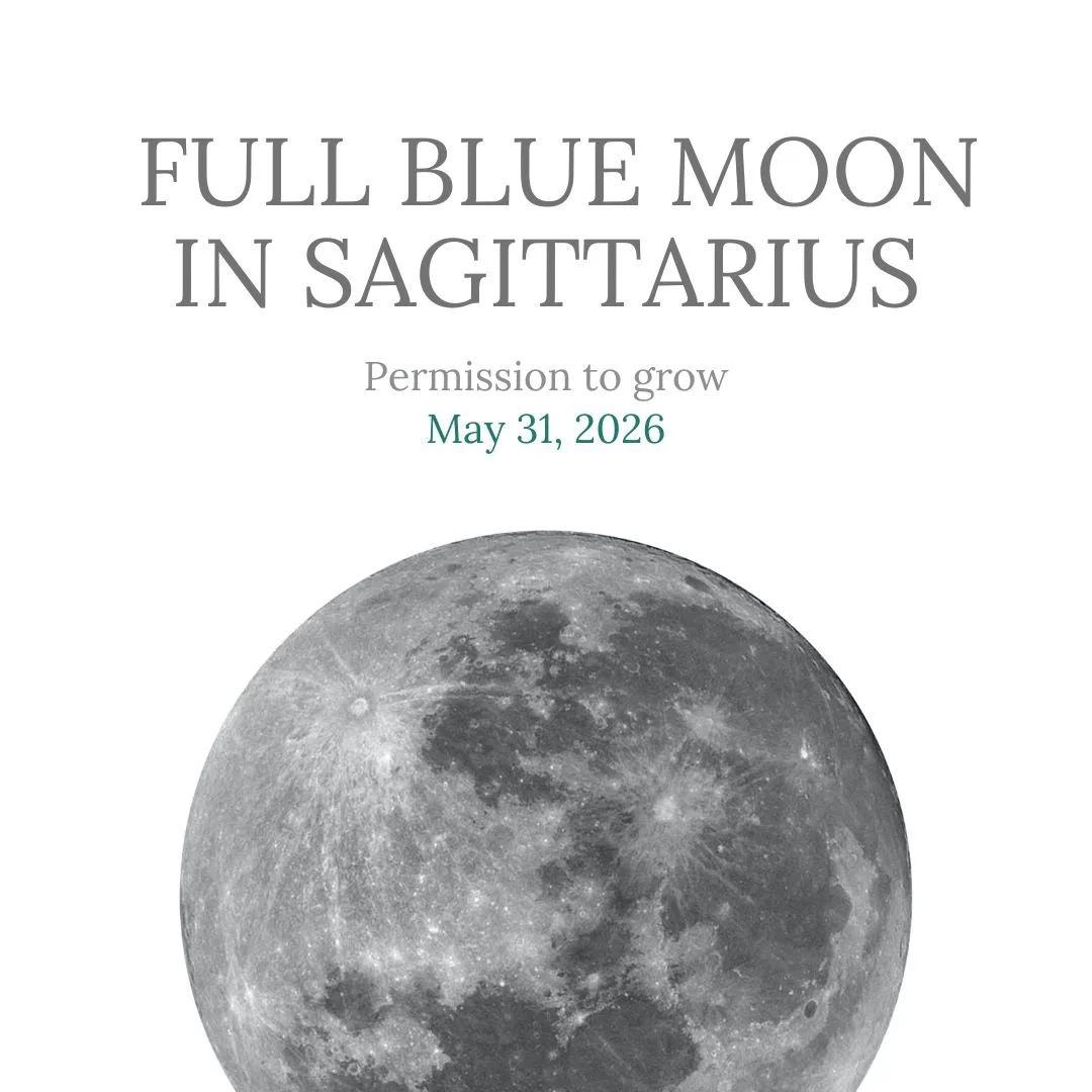 🌕Happy (almost) Full Moon, my loves! ✨

The Blue Moon in Sagittarius invites us to zoom out and see the bigger picture.

While some full moons ask us to release emotions, Sagittarius asks us to release limitations.

Release the stories that say you'