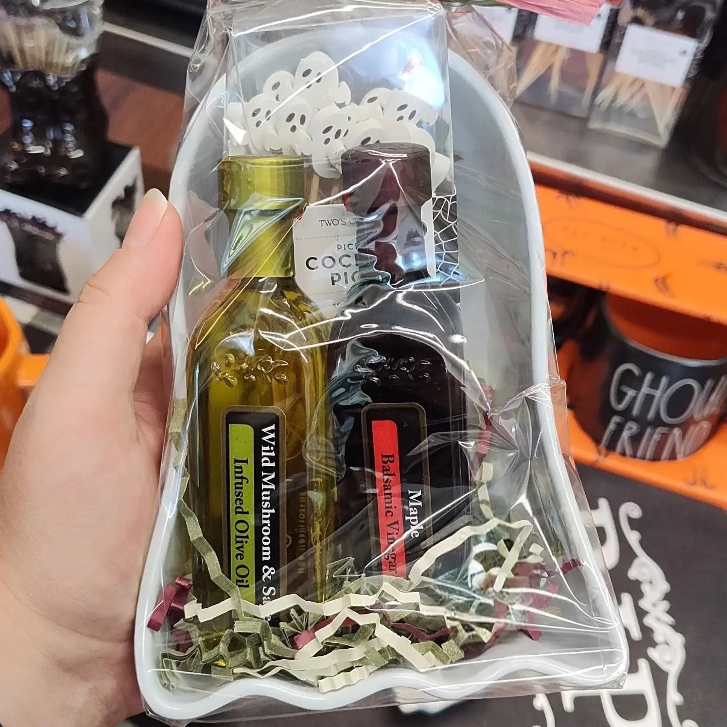 Skip the tricks and give the treats! We&rsquo;ll put together a fun Halloween-themed gift basket. 🎃