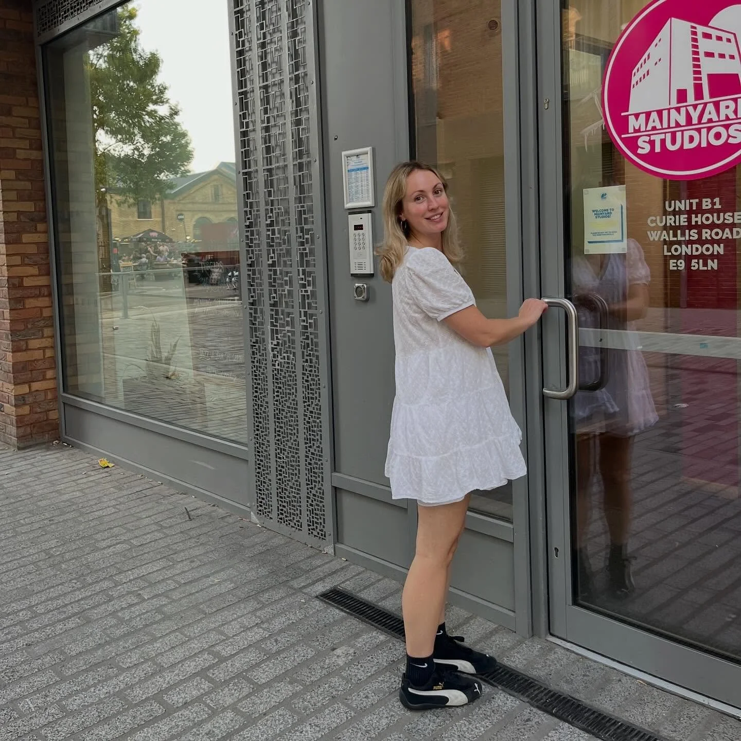 Squeezed in a back to back Perfume Making workshop and Scented Reed Diffuser workshop at my fave central hangout @nativeplacesuk yesterday before my hols!

I&rsquo;m taking a whole two weeks off to stay with friends in LA! This reset couldn&rsquo;t c