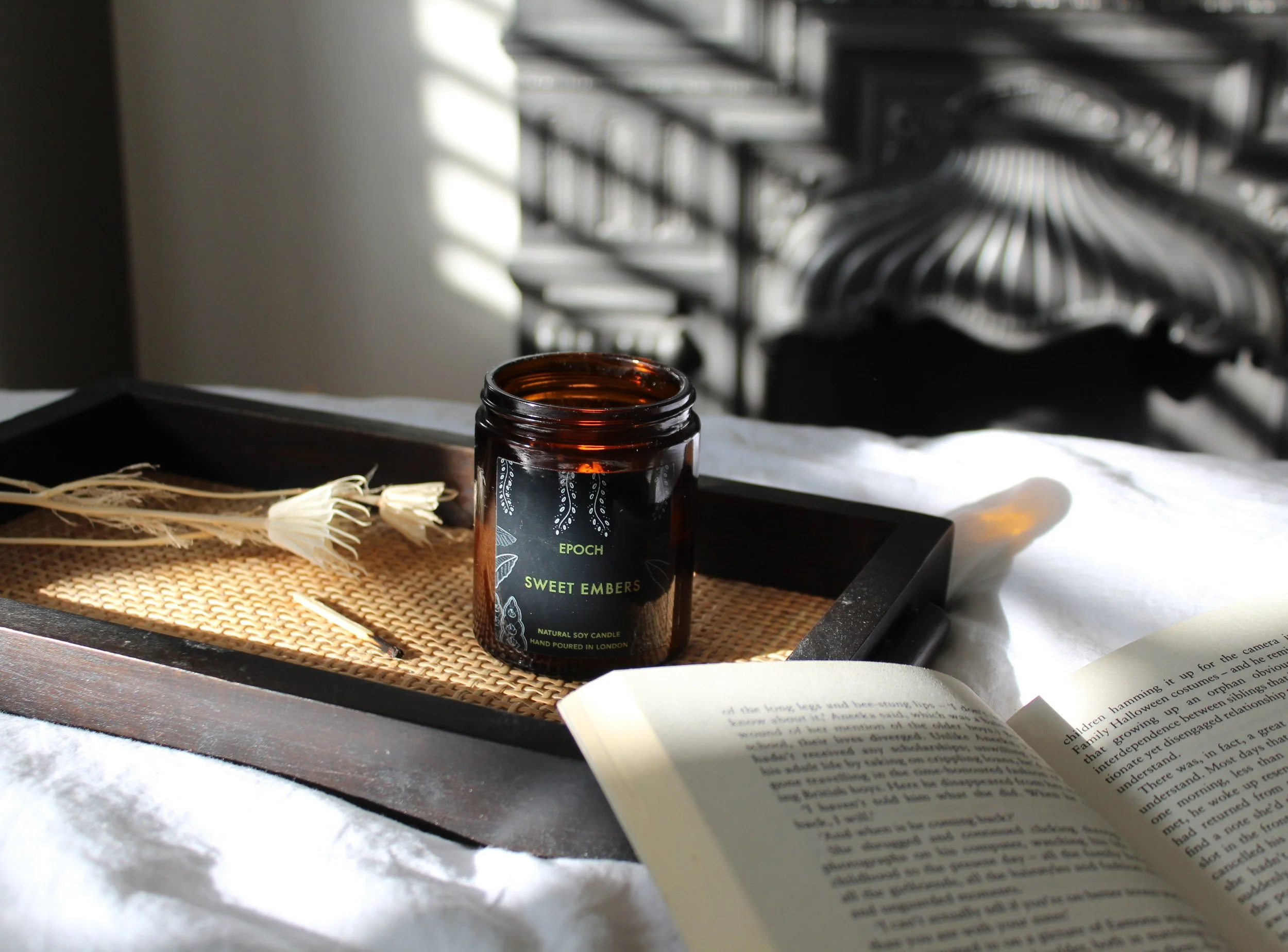 epoch london sweet embers candle
