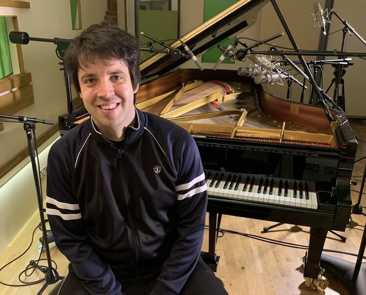 West End performer Dominic Ferris collaborates with Dame Shirley Bassey on her new album