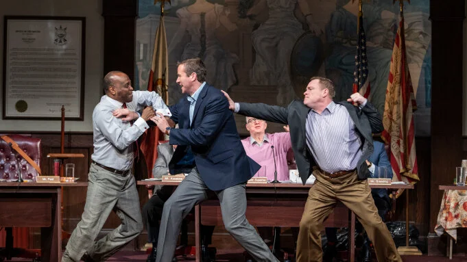Steppenwolf's THE MINUTES returns to Broadway in March 2022 at Studio 54