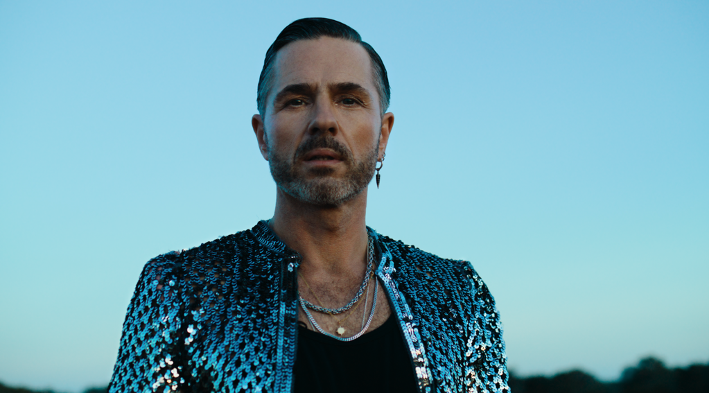 Peter Jöback announces new album ATLAS