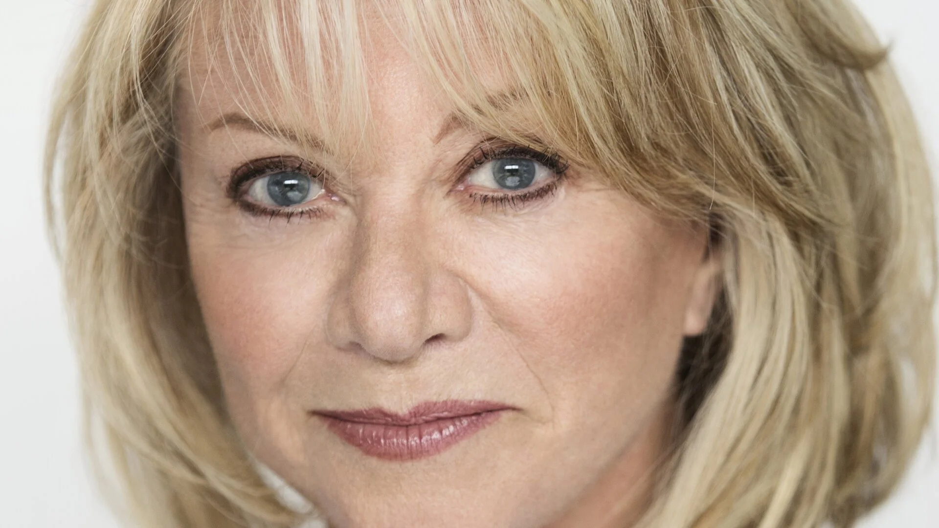 Elaine Paige to receive Special Award at OLIVIER AWARDS 2026 with Cunard 