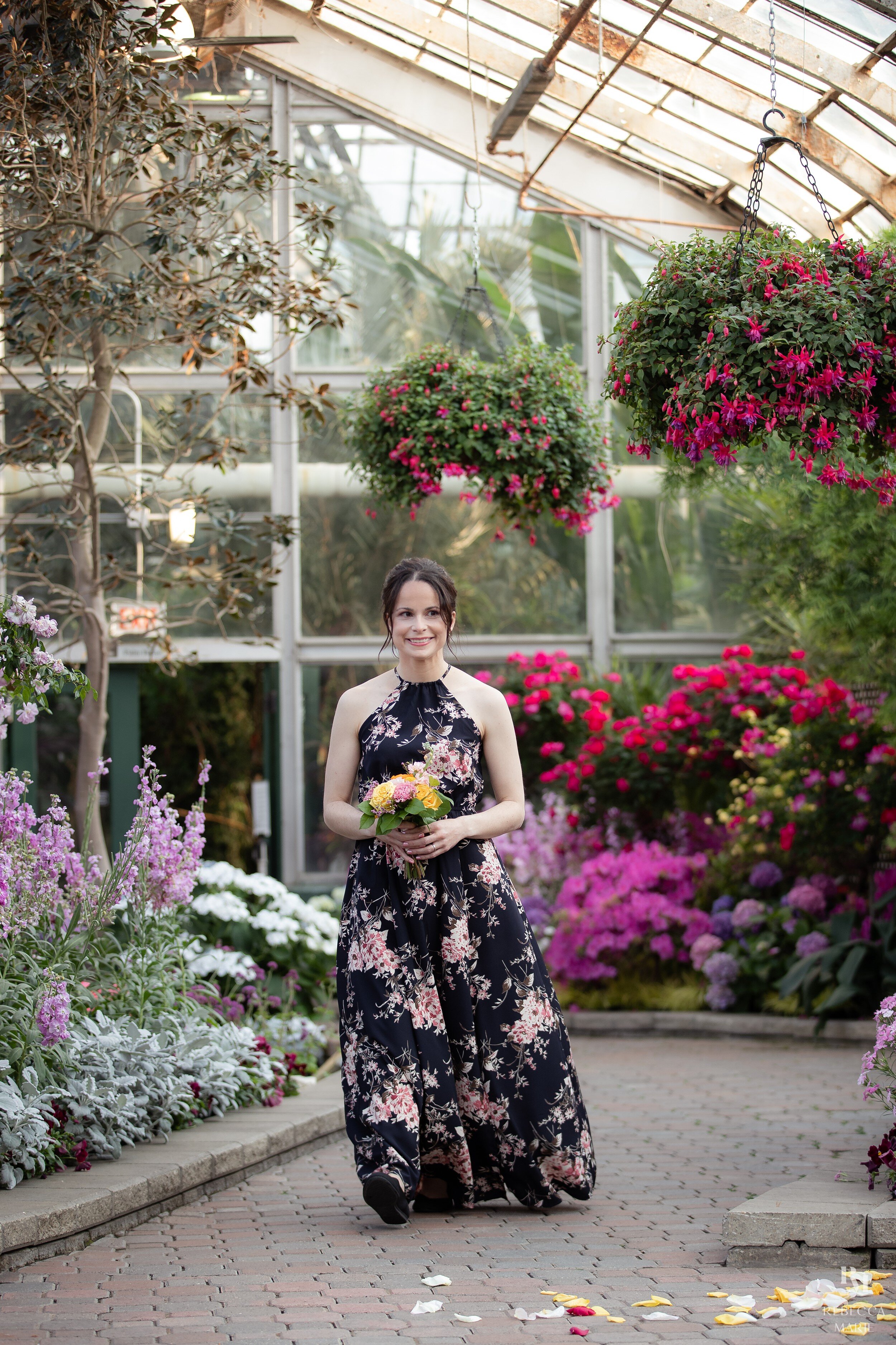 Lincoln-Park-Conservatory-Real-Wedding-Rebecca-Marie-Photography_0012.jpg