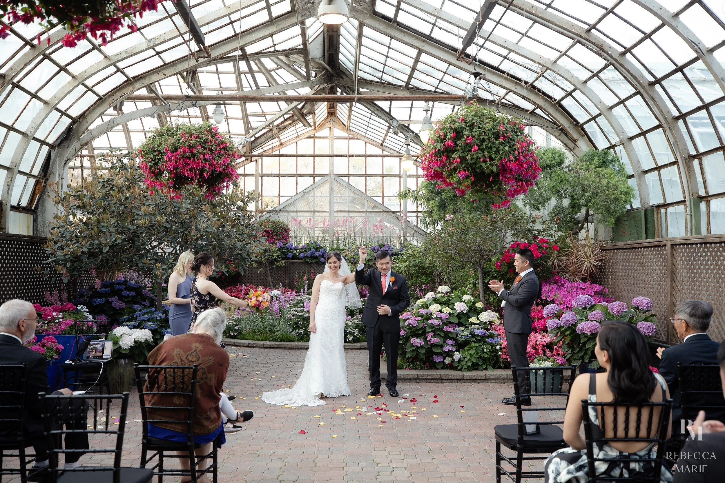 Micro Wedding at the Lincoln Park Conservatory in Chicago