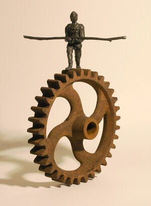 Sculpture and photo by Linda Hoffman