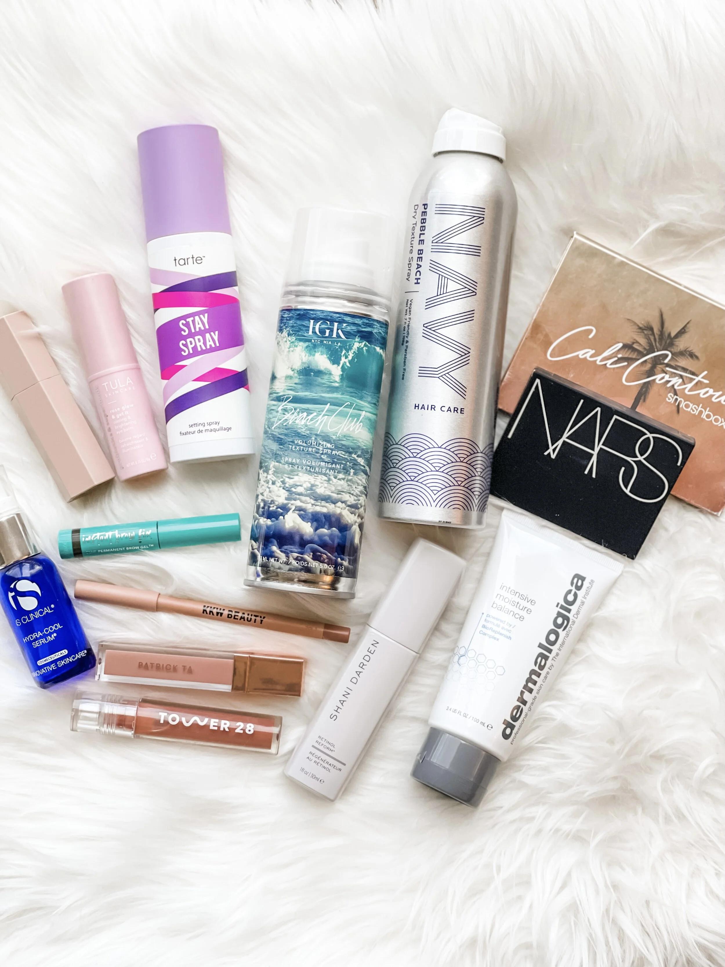what's in my bag?.jpg
