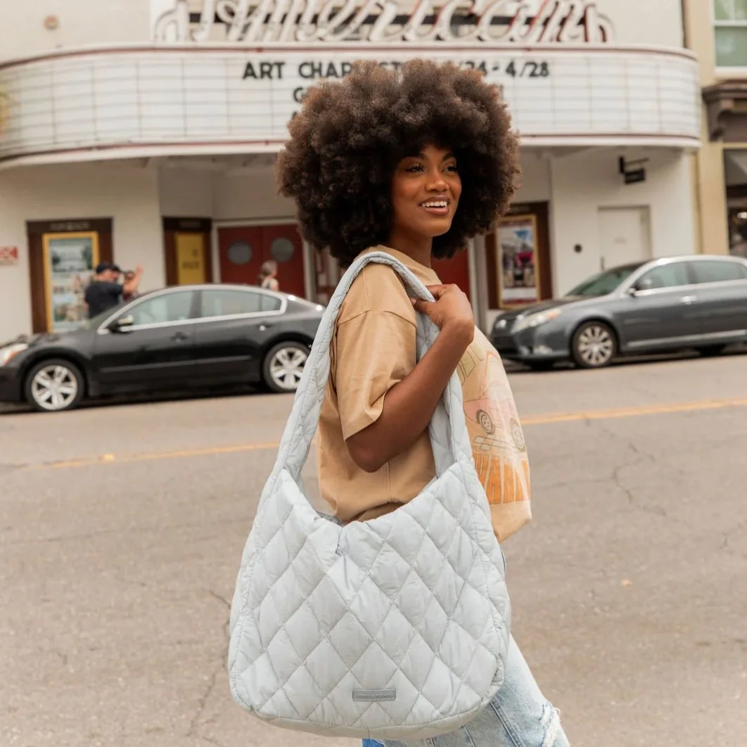 Join a Brand That Cares: Poppy &amp; Peonies is Hiring 