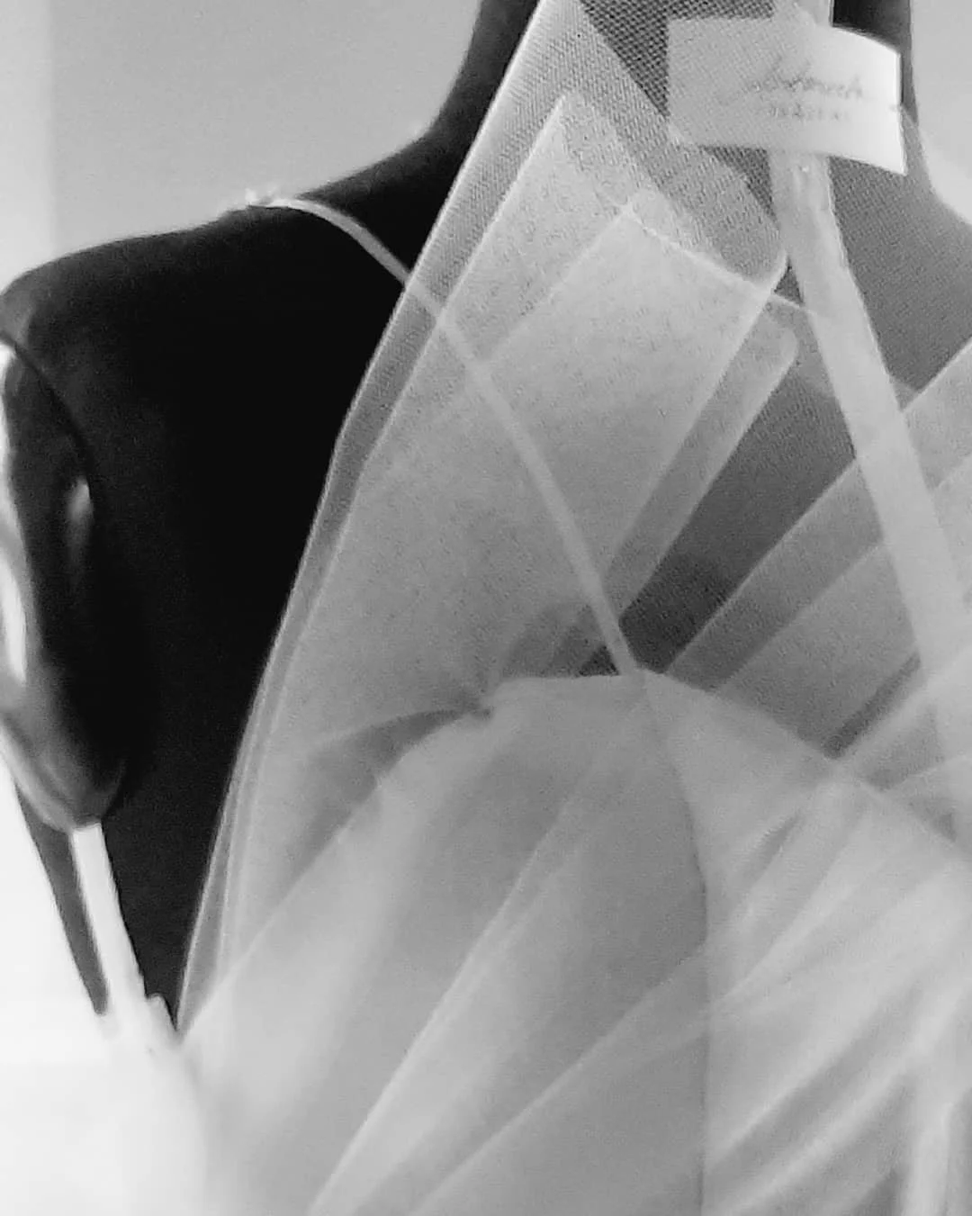 With love, desde Oaxaca, Mex. 💋
&bull;
#UpcomingCollection #NuevaColeccion #Tulle #ModaOaxaca #ModaResponsable #Dise&ntilde;osAlejandra #EnColaboraci&oacute;n #Oaxaca #HechoenOaxaca #HechoenMexico #Dise&ntilde;oaMedida #Dise&ntilde;oArtesanal #Artes