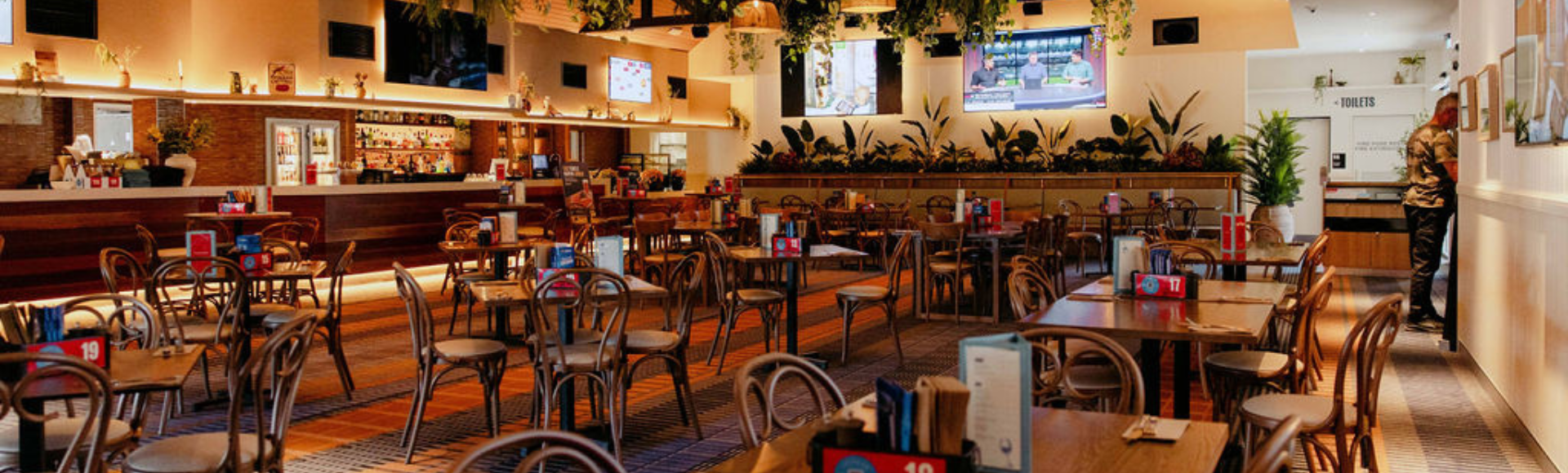 Jimboomba Tavern Website (2).png