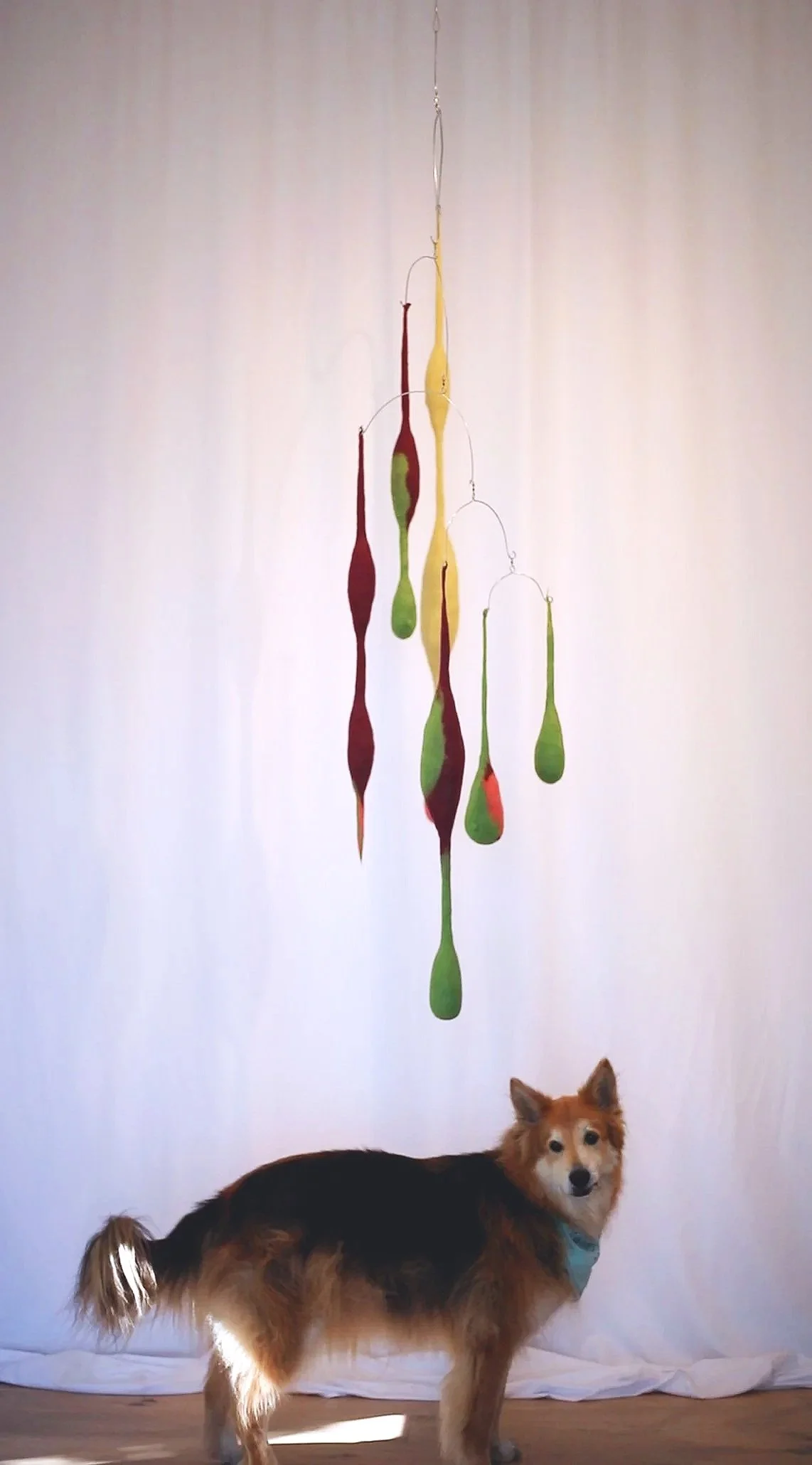 annie-mitchell_interplay_textile_sculpture_mobile3_2025.jpg
