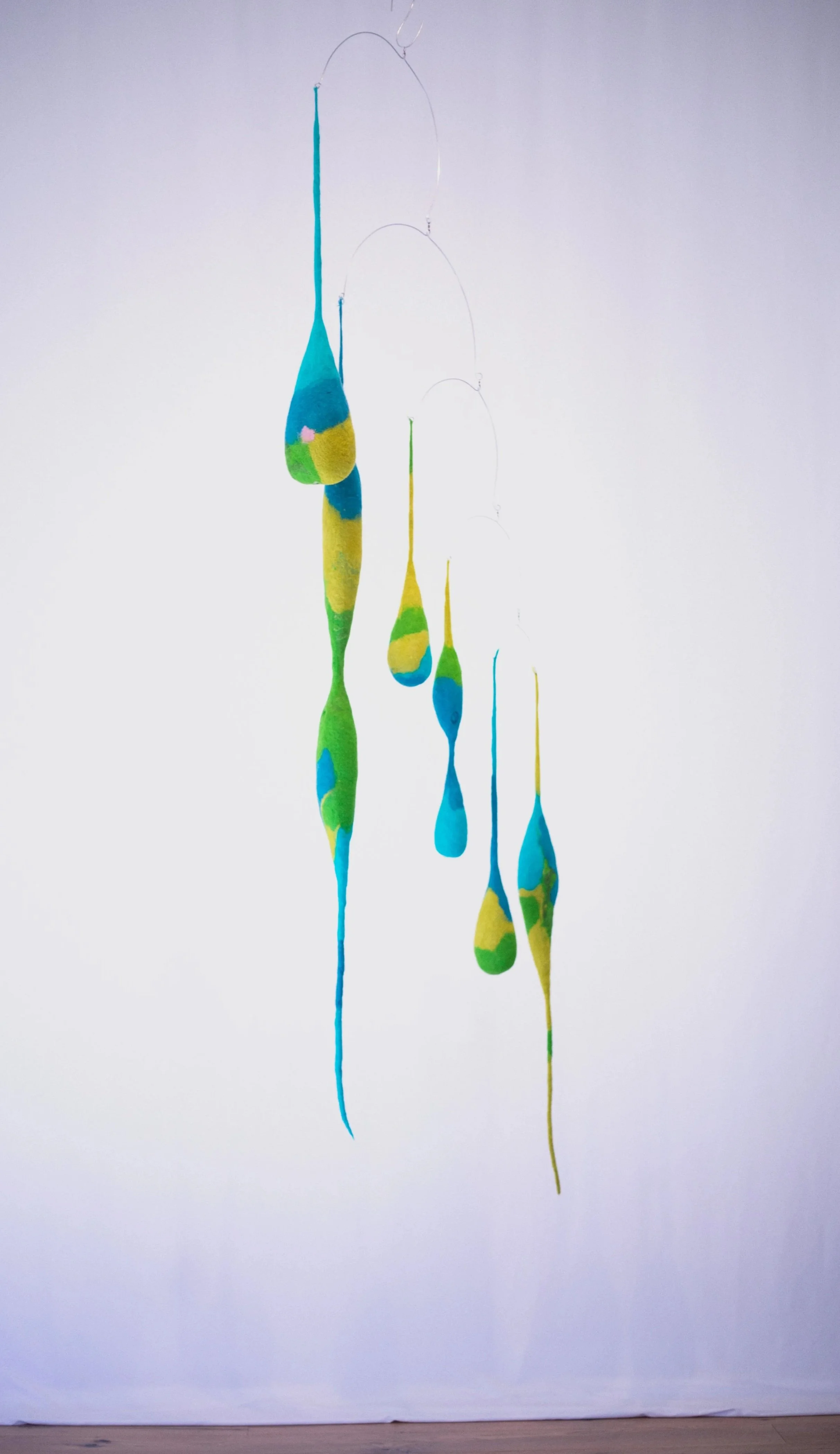 C-annie-mitchell_textile-art-pod-mobile_C4A0558.jpg