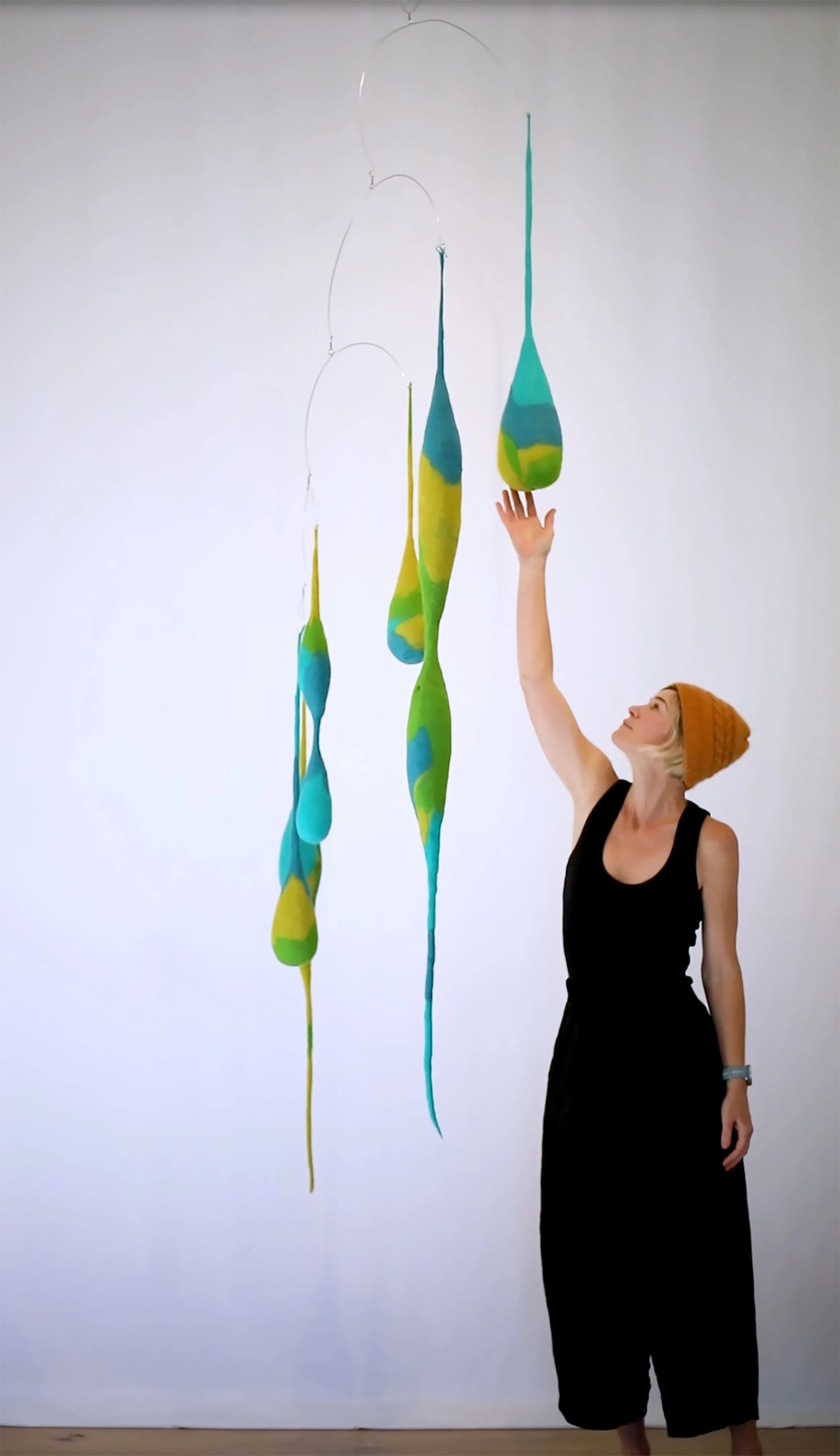 C-annie-mitchell_textile-art-pod-mobile.jpg