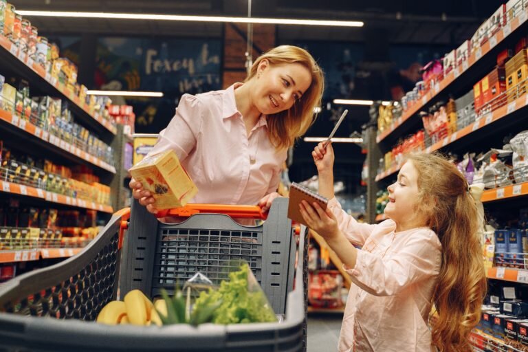 family-doing-shopping-in-the-grocery-store-3985094-768x512.jpg