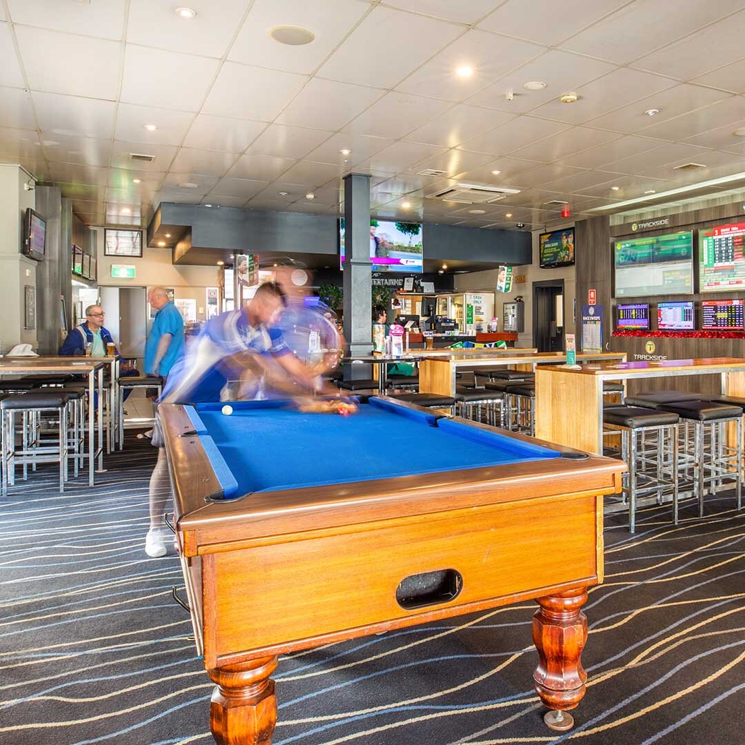 Eat-Supp Content-Sports Bar-Square.jpg