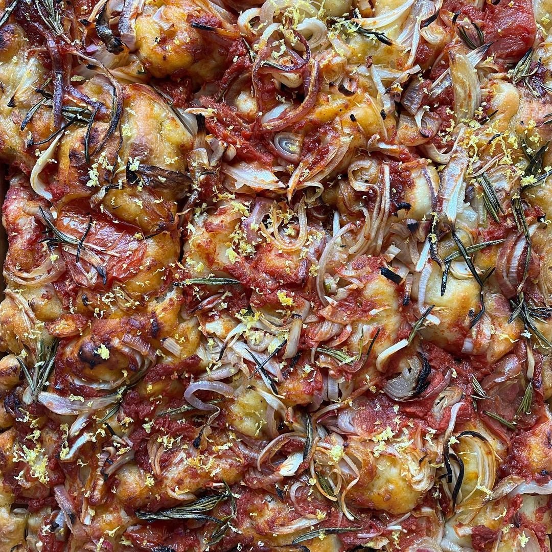 Focaccia by Chef Zahra Tangorra. (📸 @zaza_lazagna)