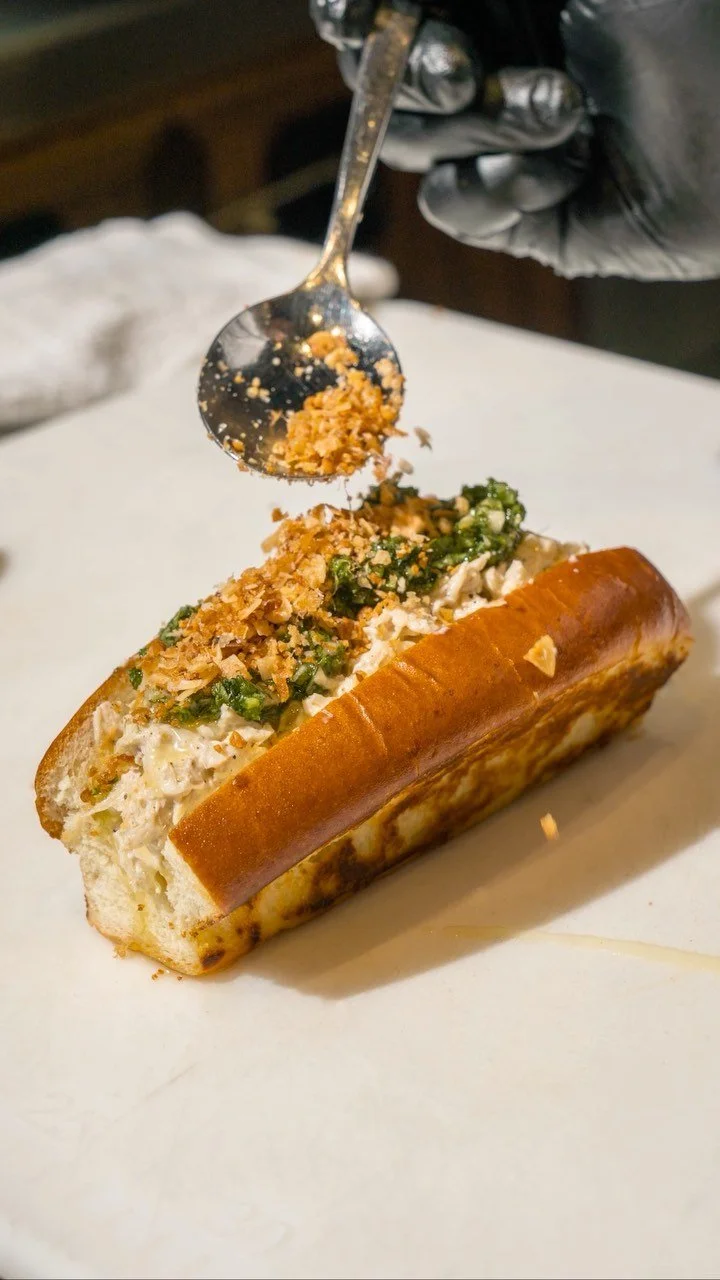  Vietnamese Lobster Roll by Chef Daniel Le (📸 @essexcrossing) 