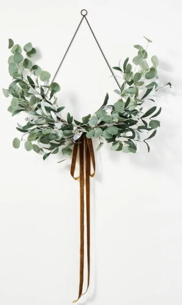 Wire Wreath With Ribbon