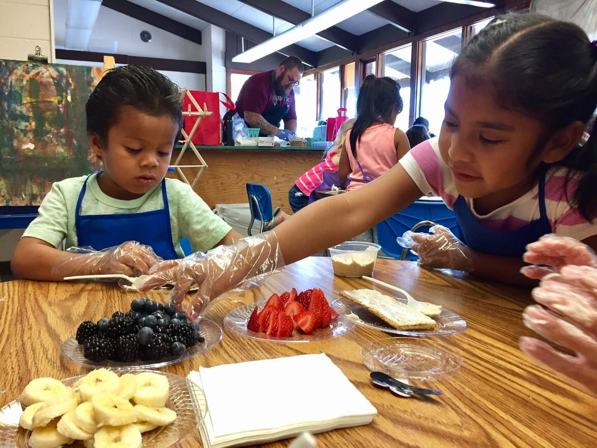  Chef Tobin teaches children about healthy eating habits. 