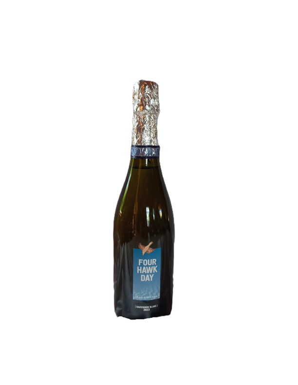 Four Hawk Sparkling.png