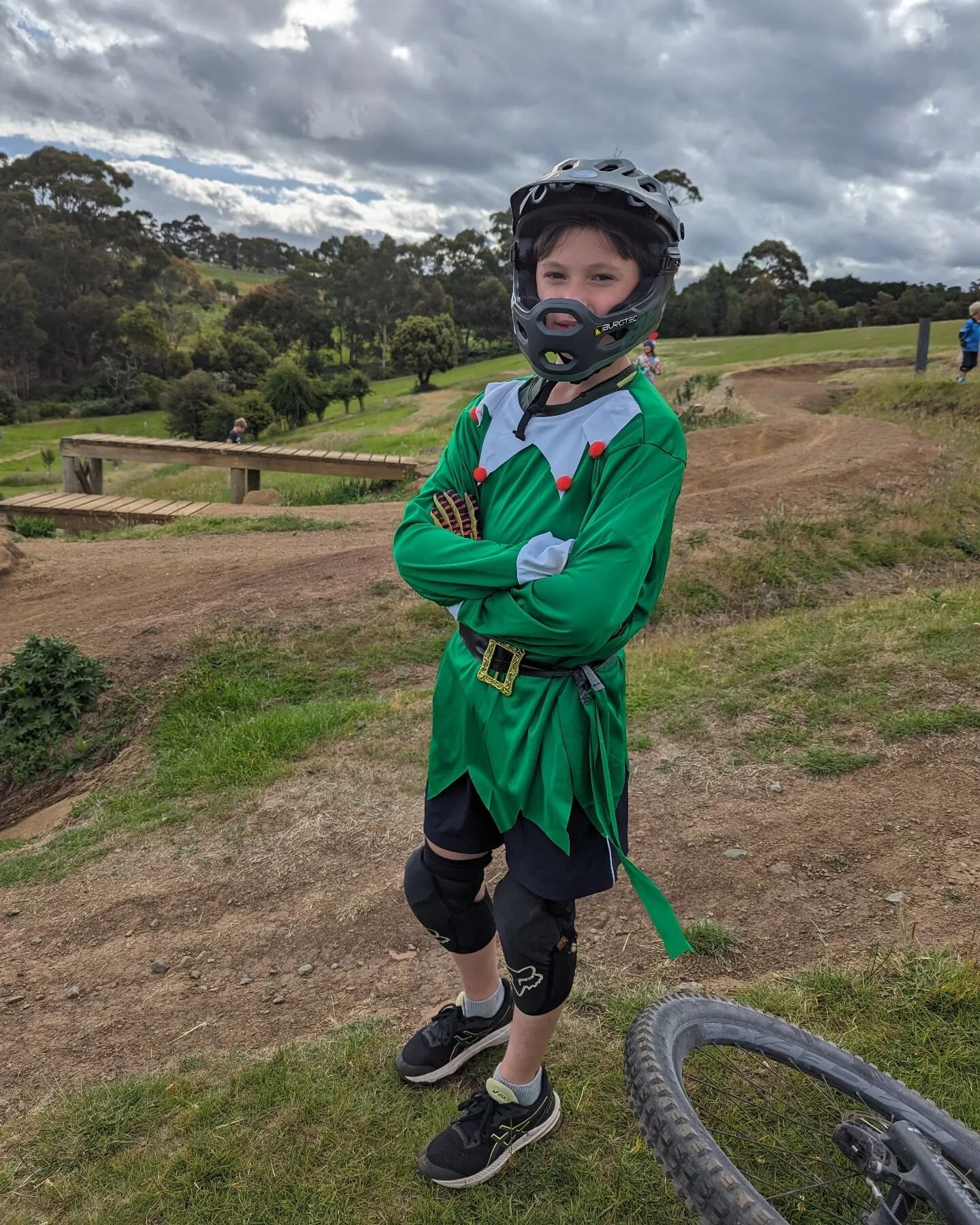 Our Elf on the shelf found his wheels! End of year MB event! Thanks @rideomtb on behalf of Chester for another great term!