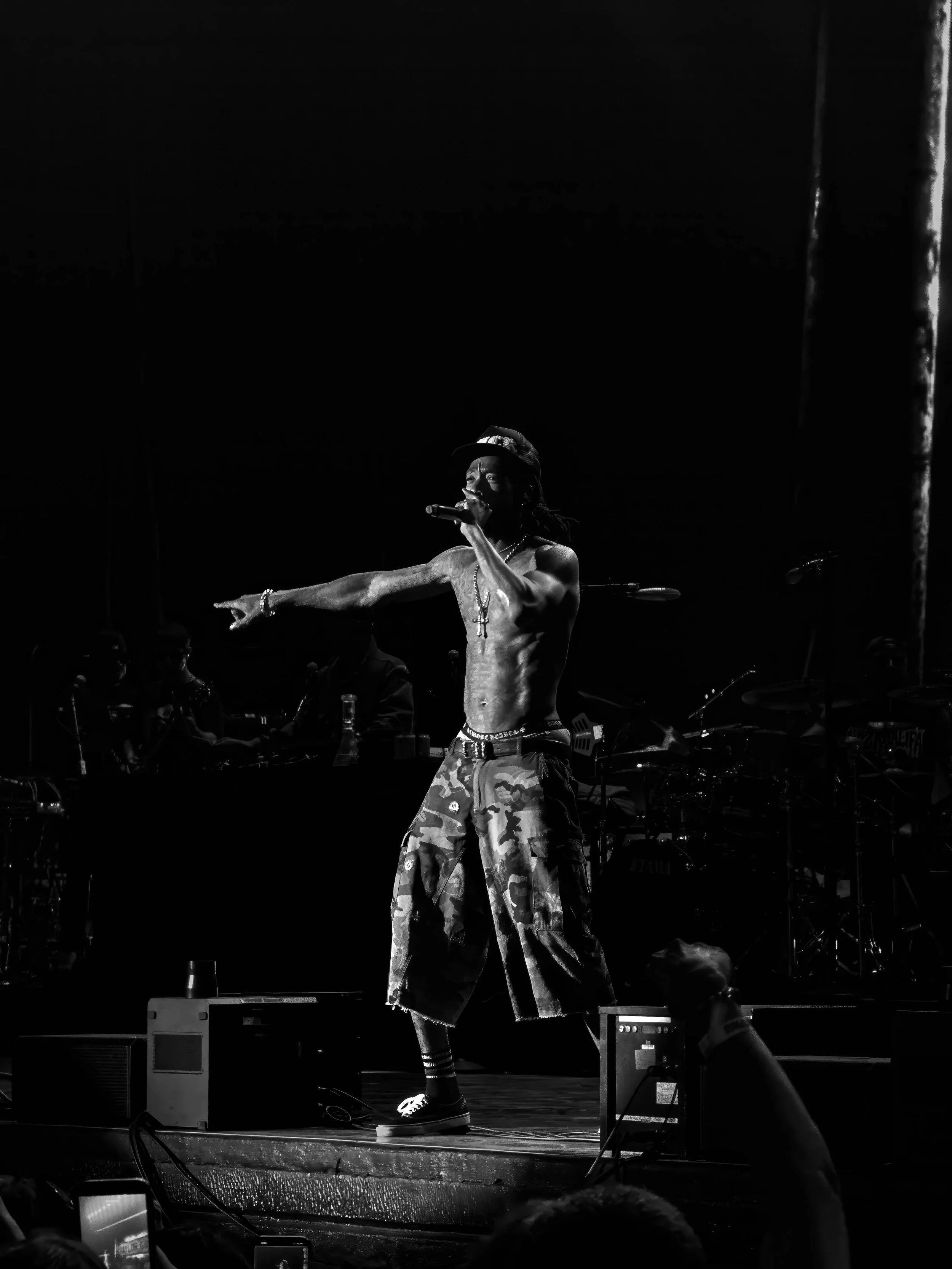 best bday gift is a concert 🍾🔥😎 @wizkhalifa @firstfinancialamp @livenation