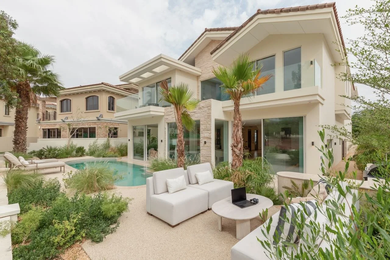 Dubai contemporary garden Sanctuary Falls WILDEN  - 22.jpeg