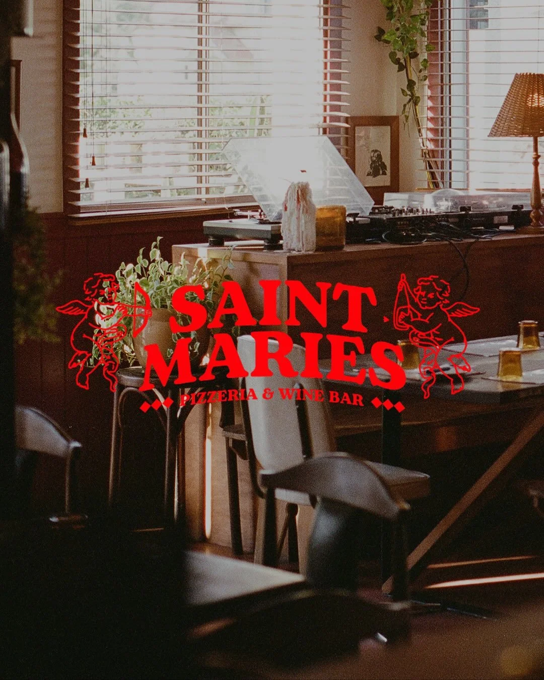 You may have noticed we have been sharing a fair bit of @saint_maries lately. Moving to Brunswick Heads mid year meant plenty of mornings in front of Old Maids with a chai, and evenings at Saint Maries with a Margie and a gluten free pizza. It was on