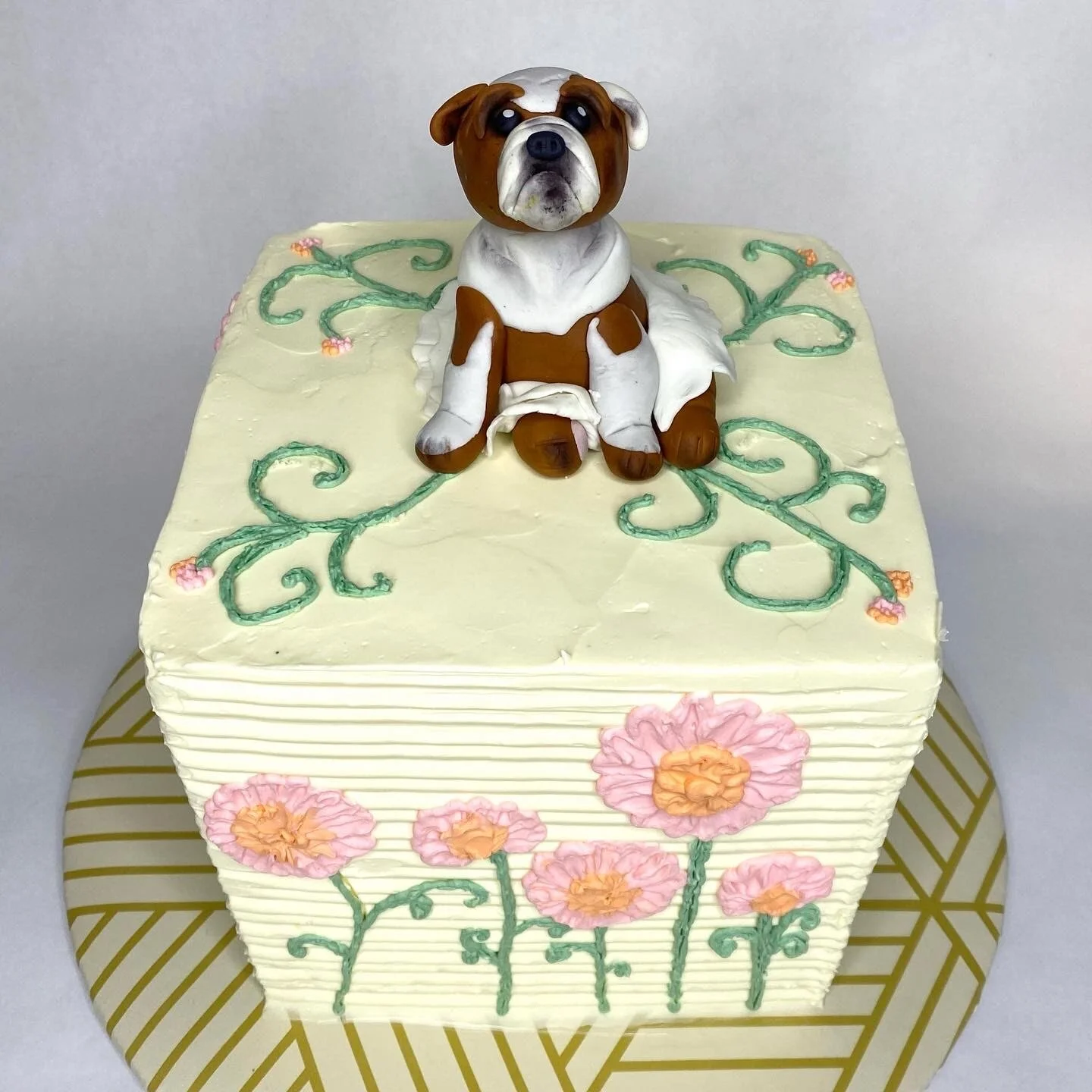 Bulldog Cake.jpg