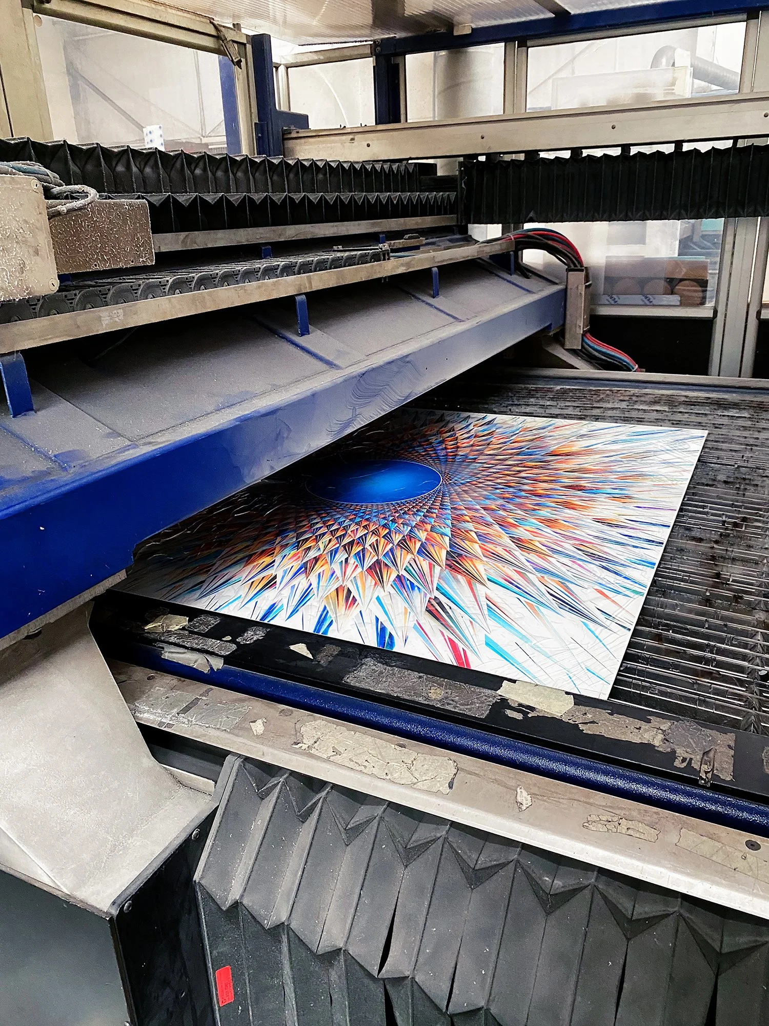 Myriad laser cut img02 1500px.jpg