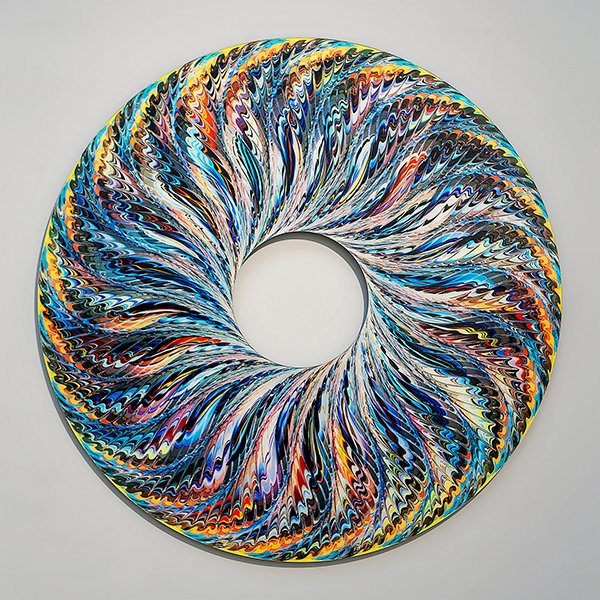  Radial / THREE / cyan breaker   