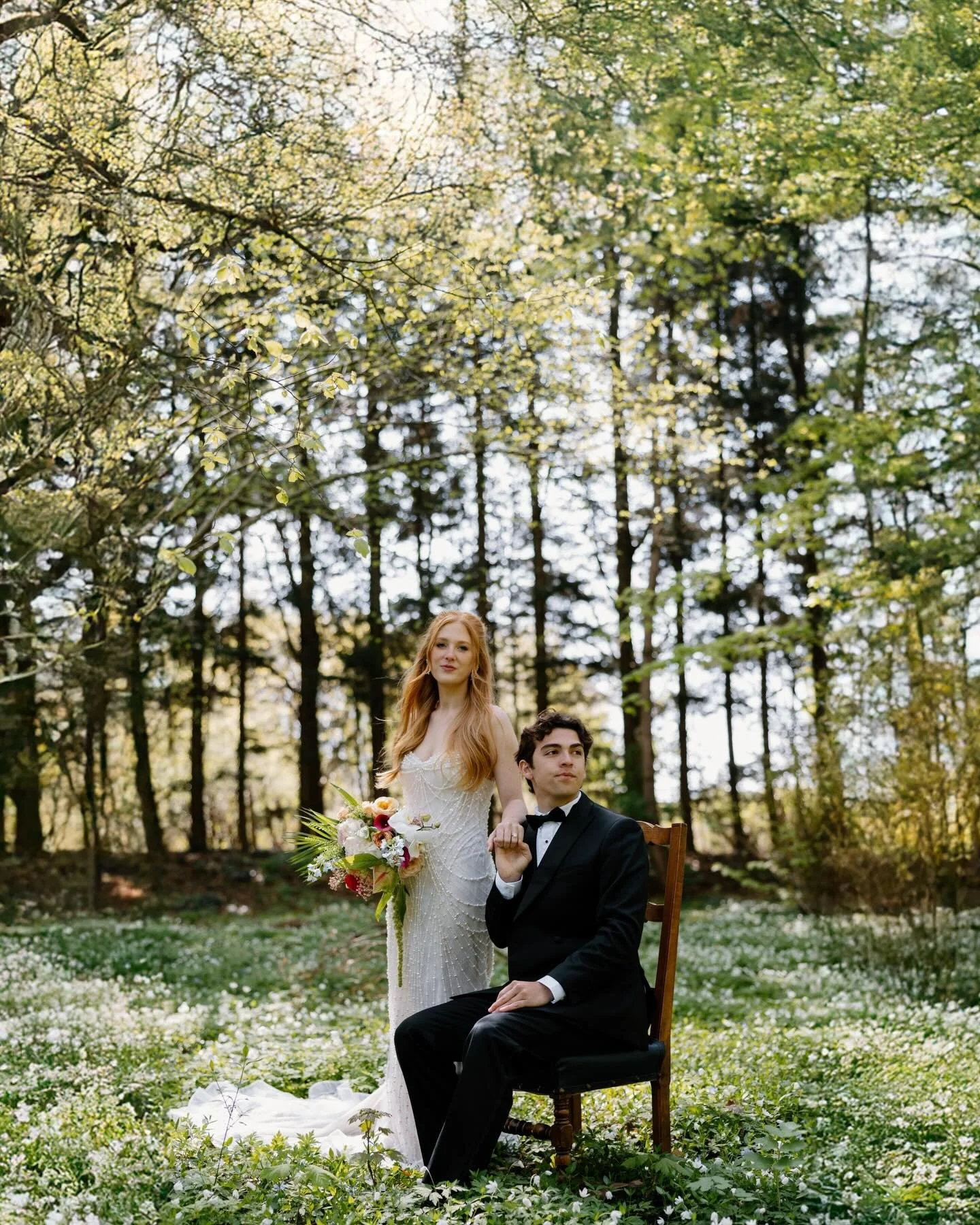 A year ago today, I found myself in the French countryside, capturing a love story that felt straight out of a dream. Nestled in the most magical ch&acirc;teau in Beauvais, surrounded by their closest family, every moment felt intimate, intentional, 