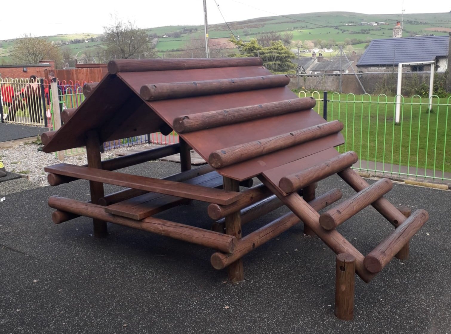 Refurbished Play Hut