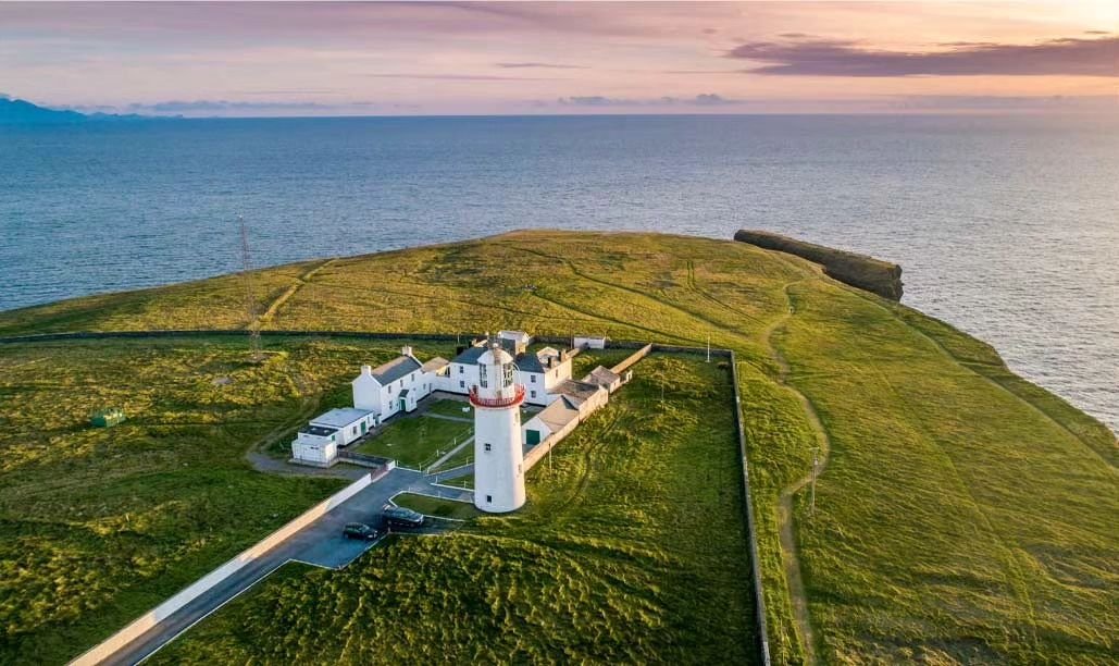 World Lighthouse Day 💡

Loophead Lighthouse, County Clare.

Next stop America.

#worldlighthouseday