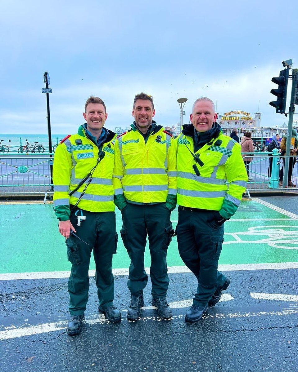 Today, a number of our Executive Leadership Team were operational across the @brightonhalfmarathon, working alongside a fantastic group of #TeamECS clinicians. 

The 2024 season has begun! 

This is #TeamECS! #EventProfs #DoItRight