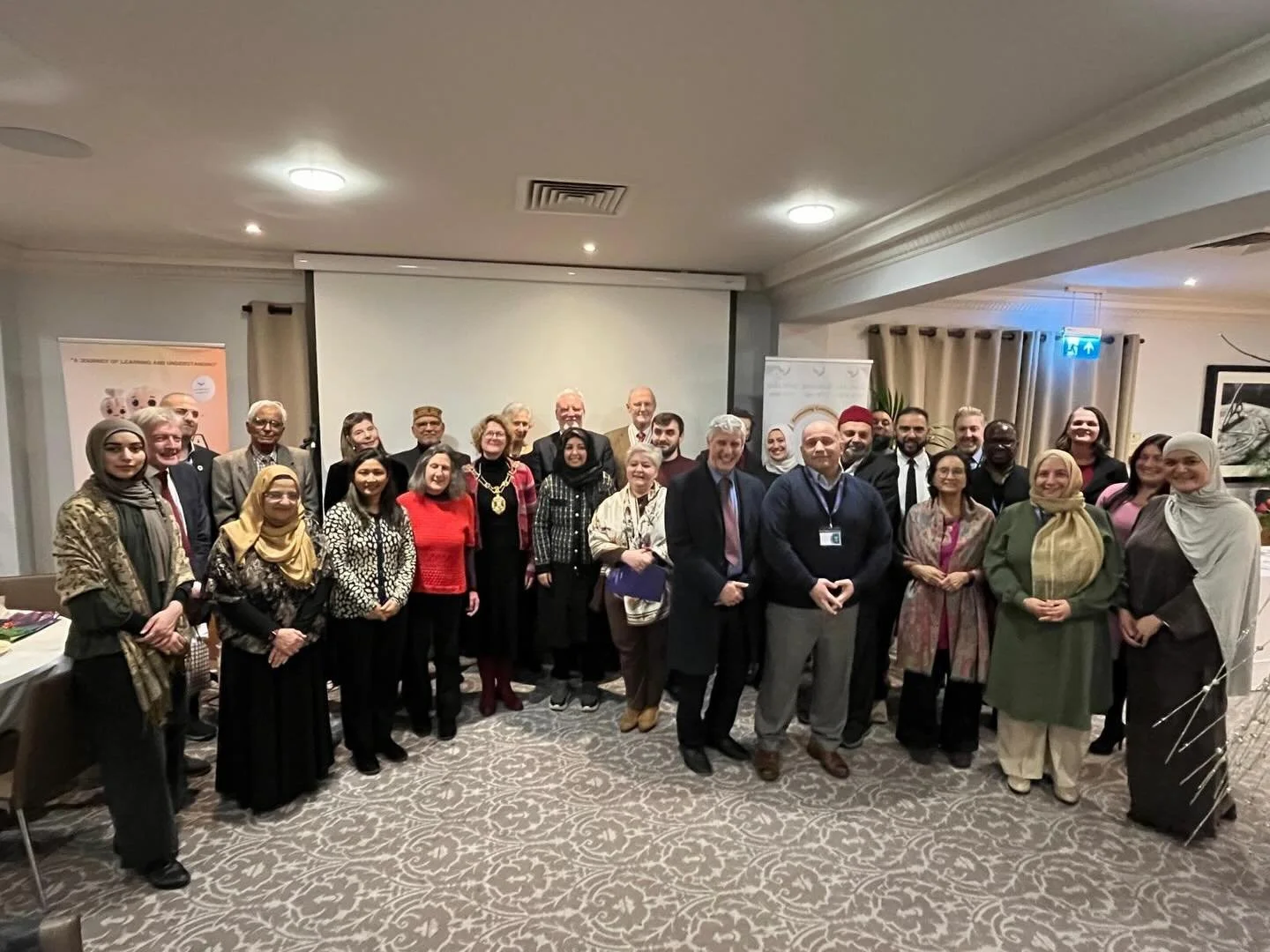 Last week, on 10 December, Mr Brian Buchan DL, His Majesty&rsquo;s Deputy Lieutenant of Oxfordshire, attended the Dialogue Society Oxford Friendship Dinner at the Oxford Spires Hotel on behalf of the Lord-Lieutenant. Hosted by Mahmut Gunaydin, the ev