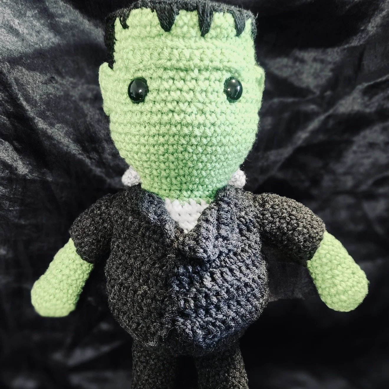 SARA'S SPOOKY STITCHES