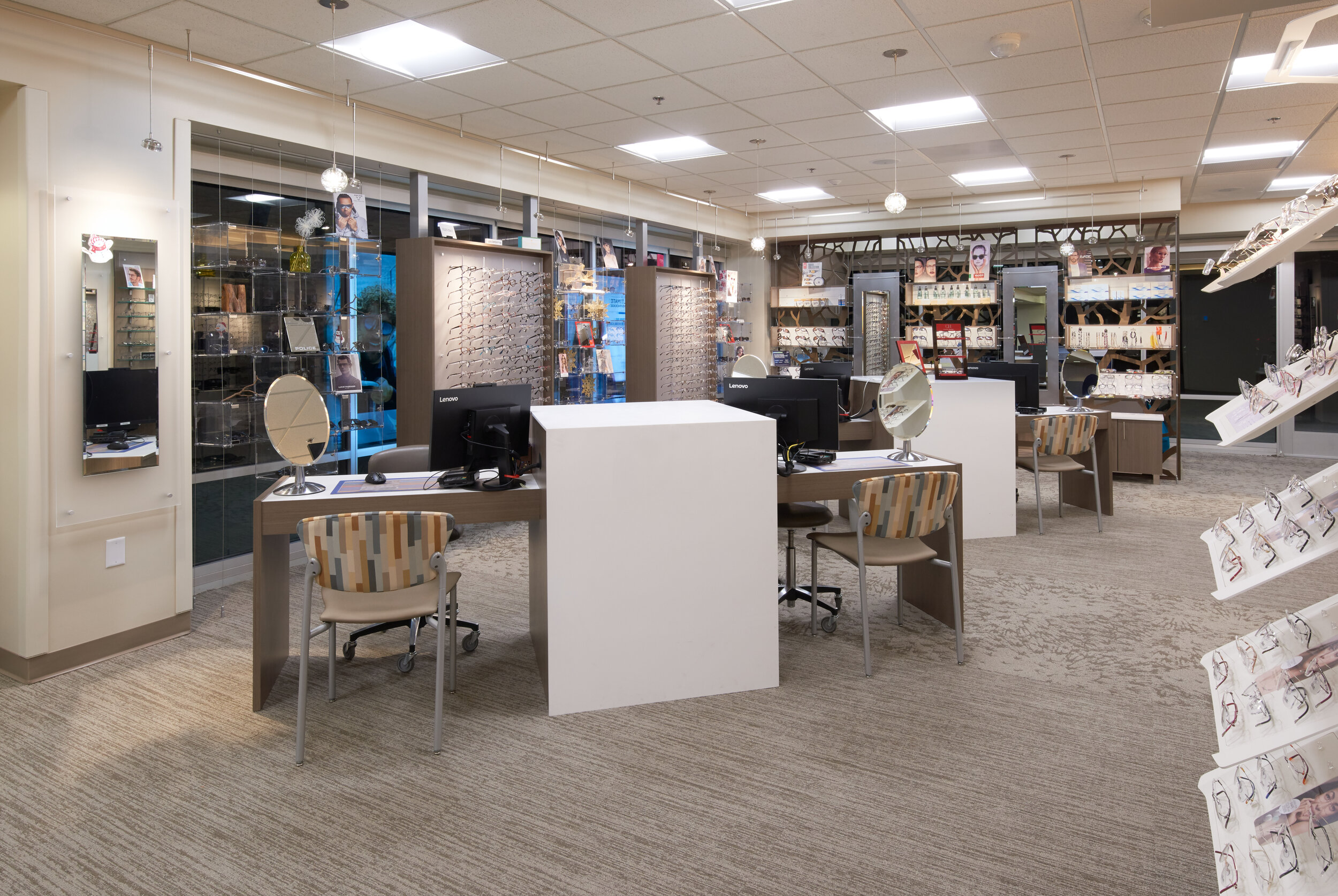 Allina Woodbury Clinic6623_sRGB.jpg